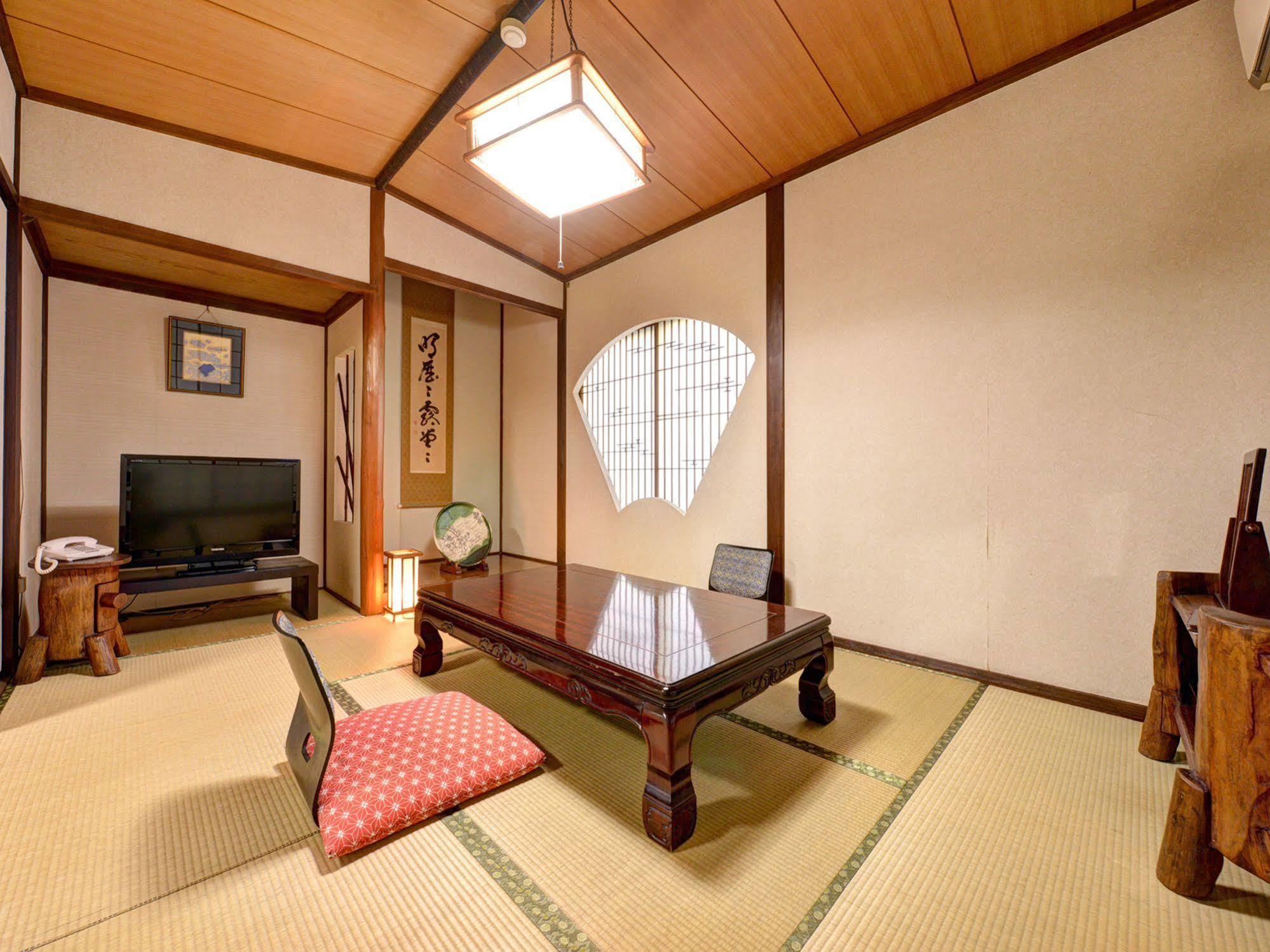 Yunokawa Onsen Shouen Hotel Sinzi Екстериор снимка