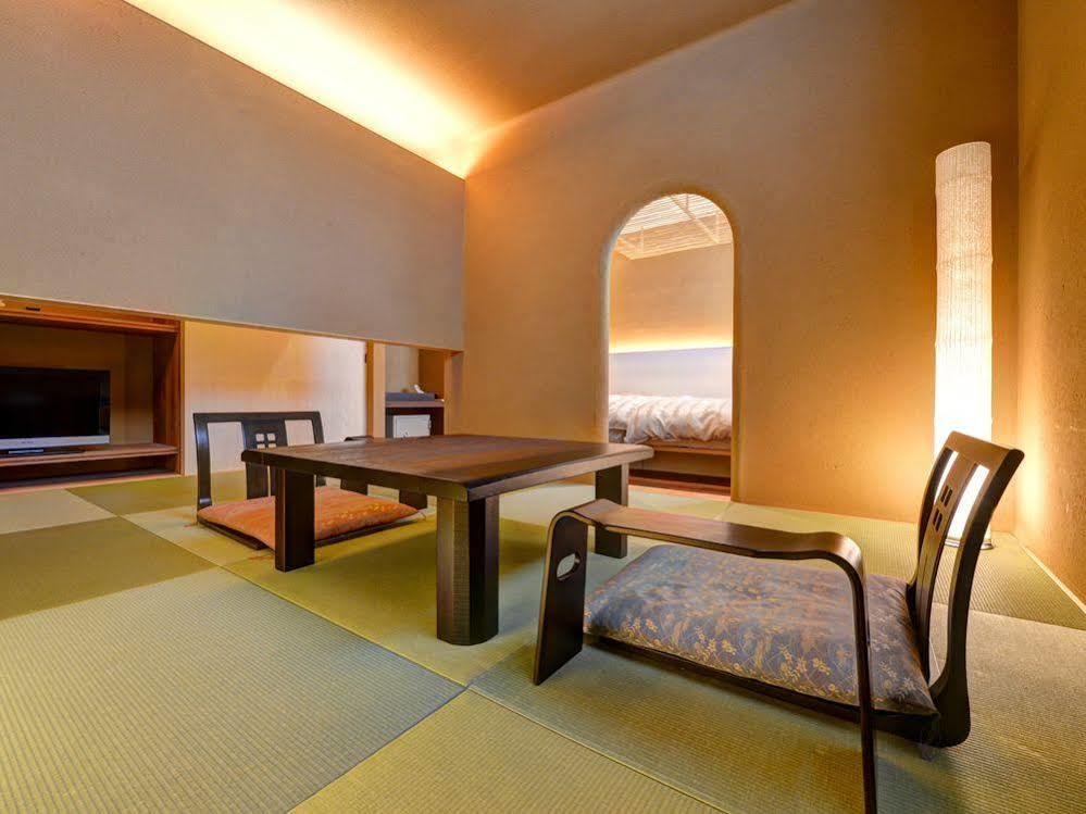 Yunokawa Onsen Shouen Hotel Sinzi Екстериор снимка