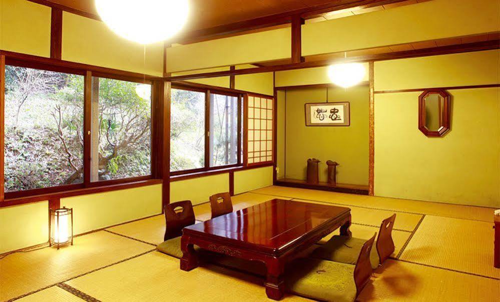 Yunokawa Onsen Shouen Hotel Sinzi Екстериор снимка